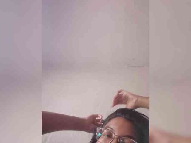 IndianBeaut webcam