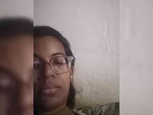 IndianBeaut webcam