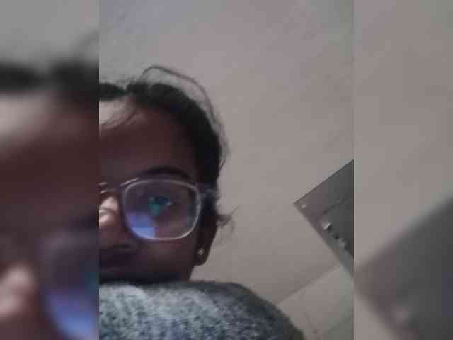 IndianBeaut webcam