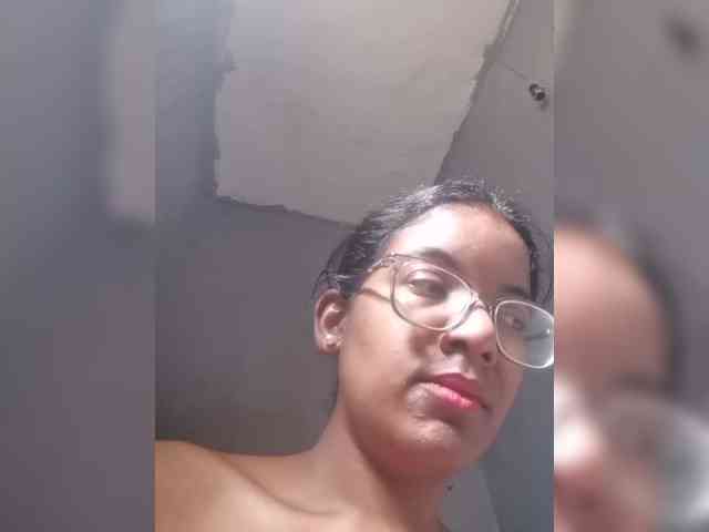 IndianBeaut webcam
