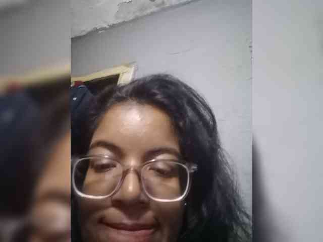 IndianBeaut webcam