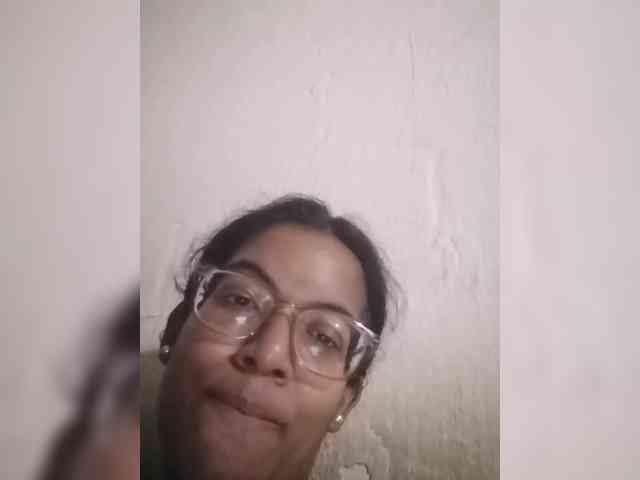 IndianBeaut webcam