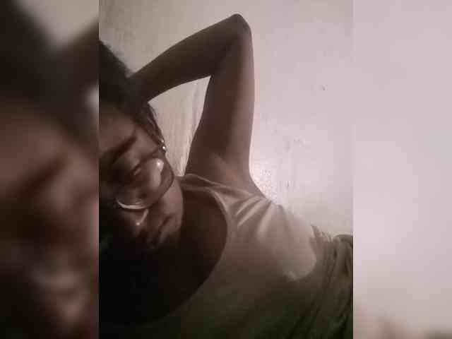 IndianBeaut webcam
