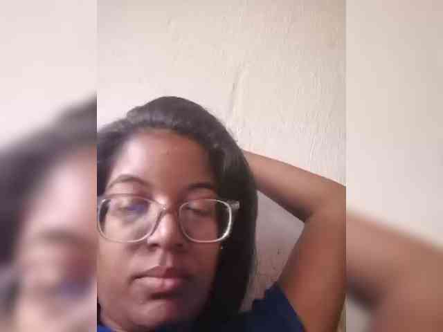 IndianBeaut webcam