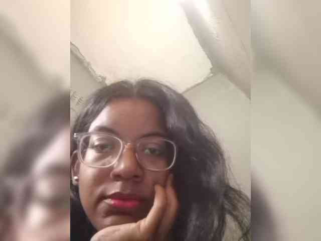 Model: IndianBeaut