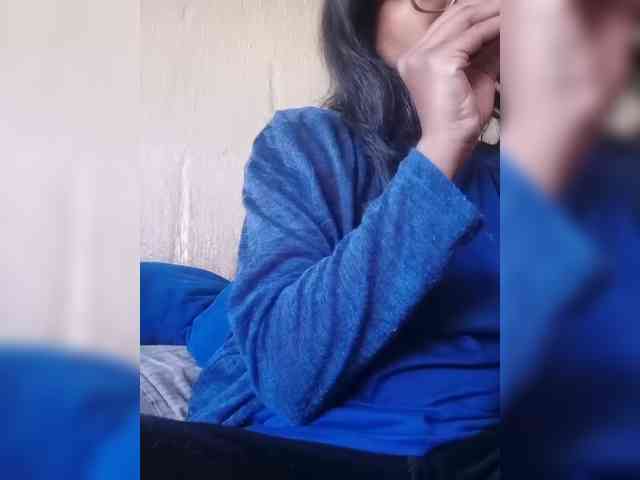 IndianBeaut webcam