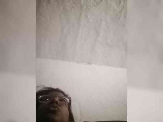 IndianBeaut webcam