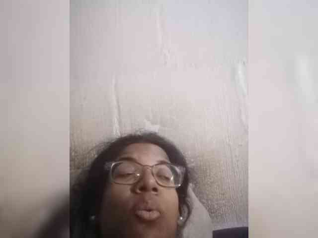 Modelo: IndianBeaut