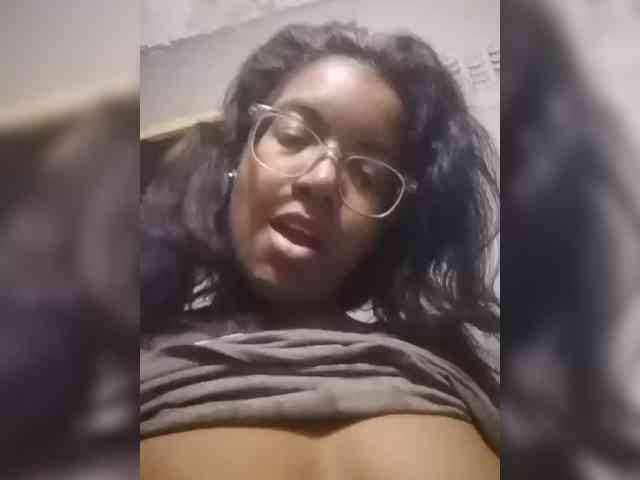 IndianBeaut webcam