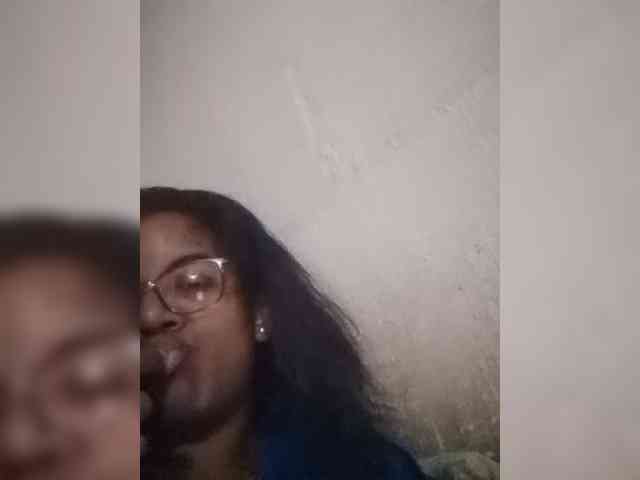IndianBeaut webcam