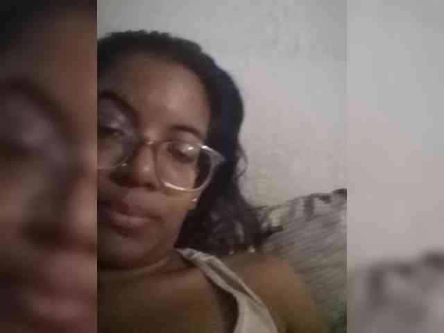 IndianBeaut webcam