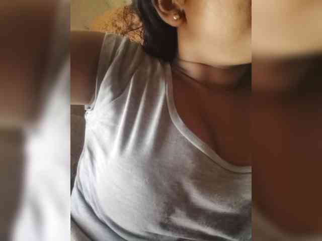 IndianBeaut webcam