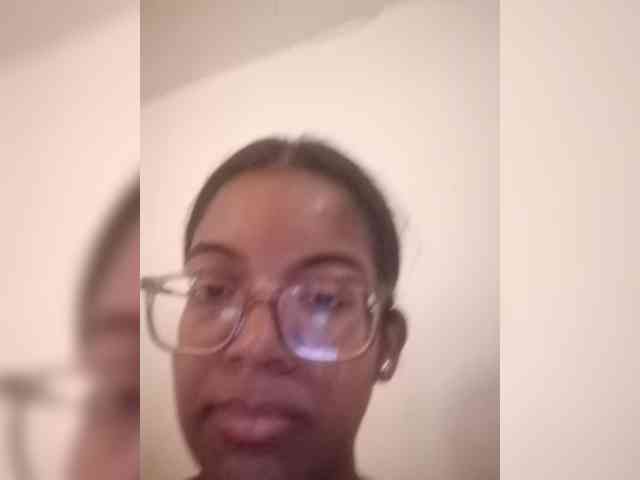 IndianBeaut webcam