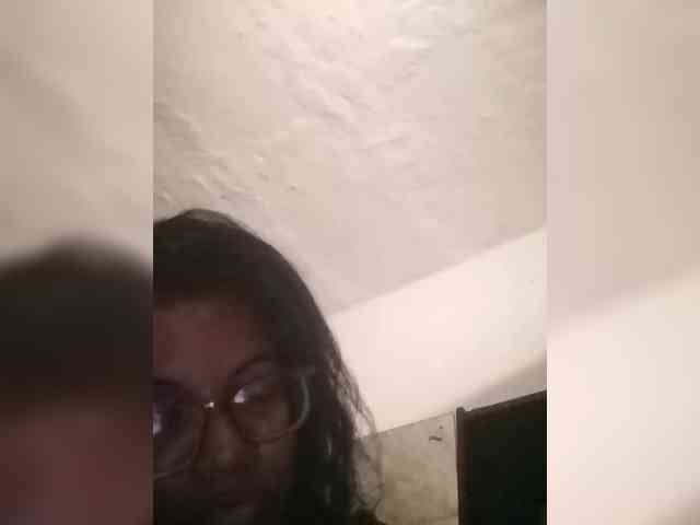 IndianBeaut webcam