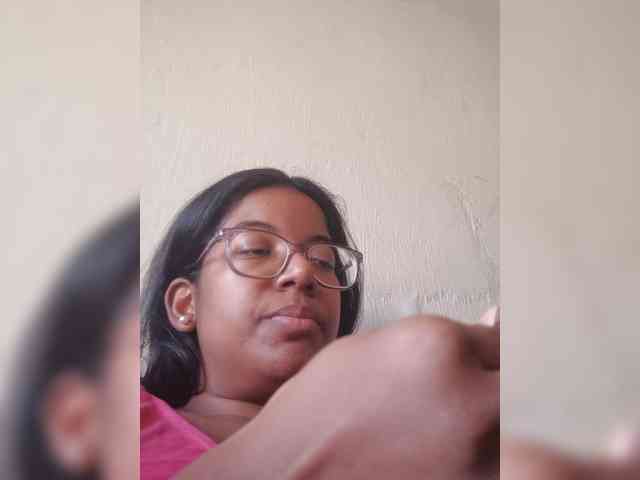 IndianBeaut webcam