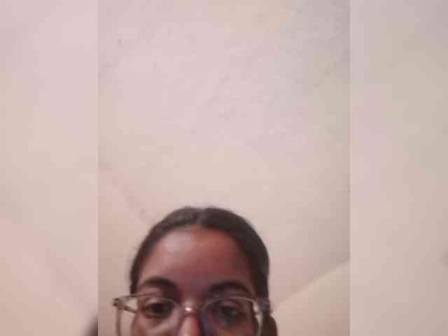 IndianBeaut webcam