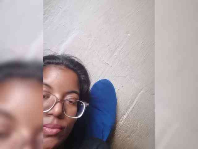 IndianBeaut webcam