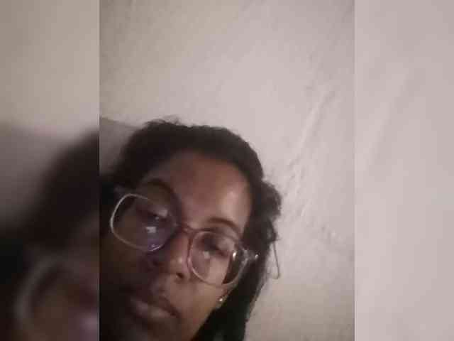 IndianBeaut webcam