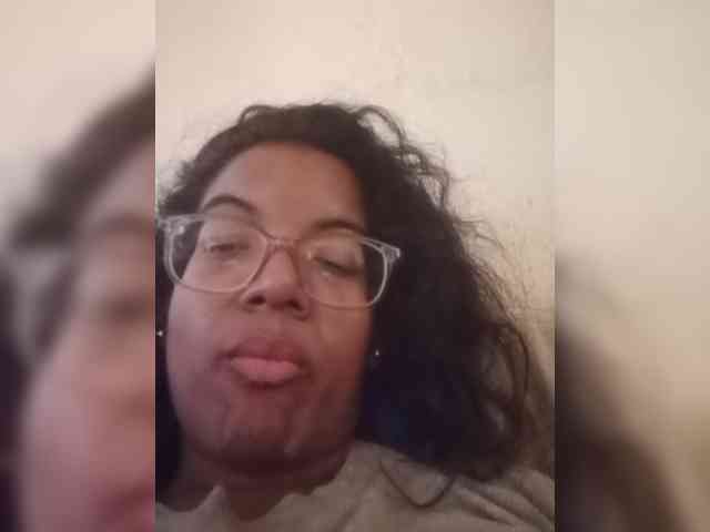 IndianBeaut webcam