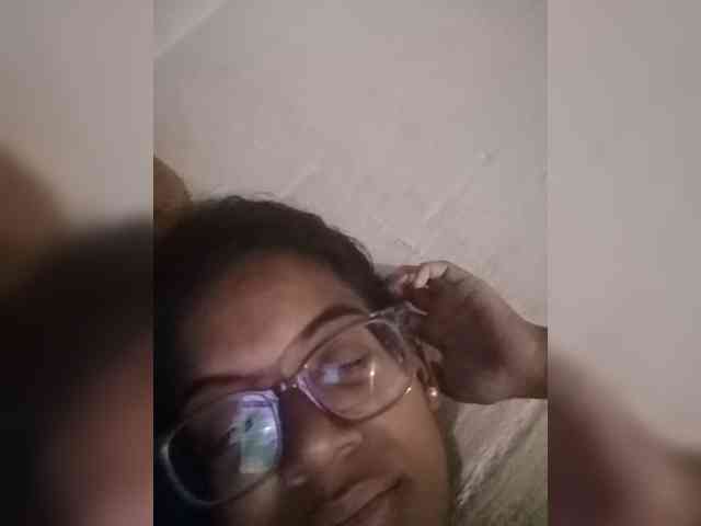 IndianBeaut webcam