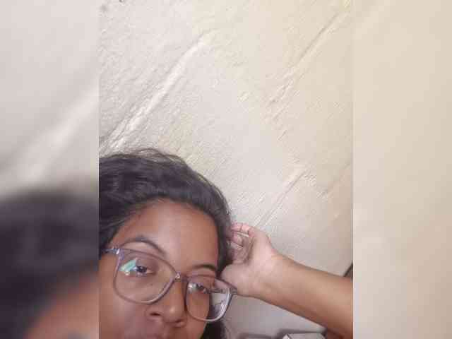 IndianBeaut webcam