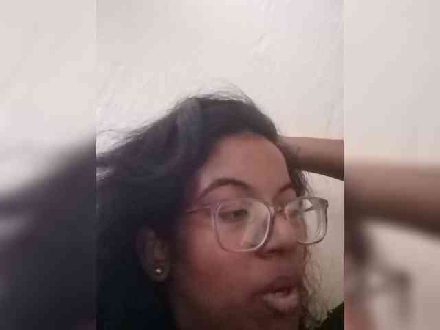 IndianBeaut webcam