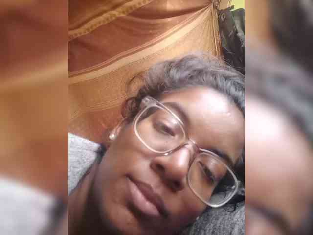 IndianBeaut webcam