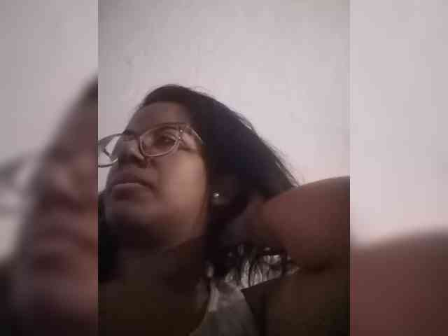 IndianBeaut webcam