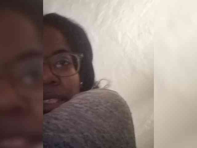 IndianBeaut webcam
