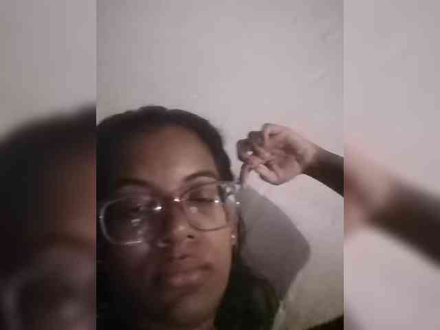 IndianBeaut webcam