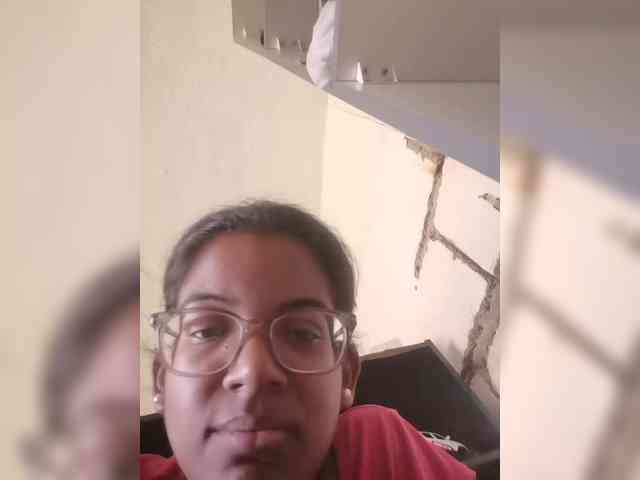 IndianBeaut webcam