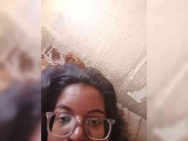 IndianBeaut webcam