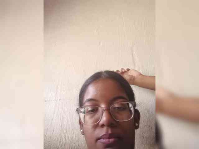 IndianBeaut webcam