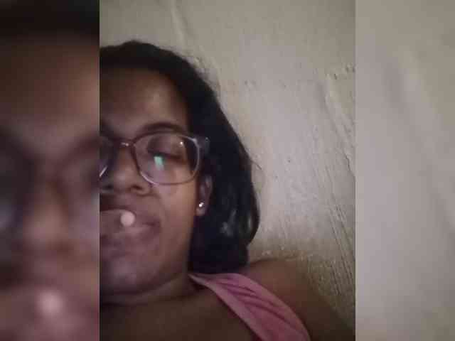 IndianBeaut webcam