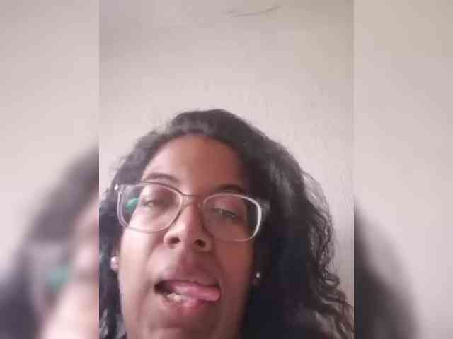 IndianBeaut webcam