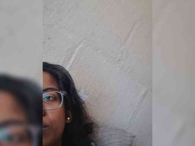 IndianBeaut webcam