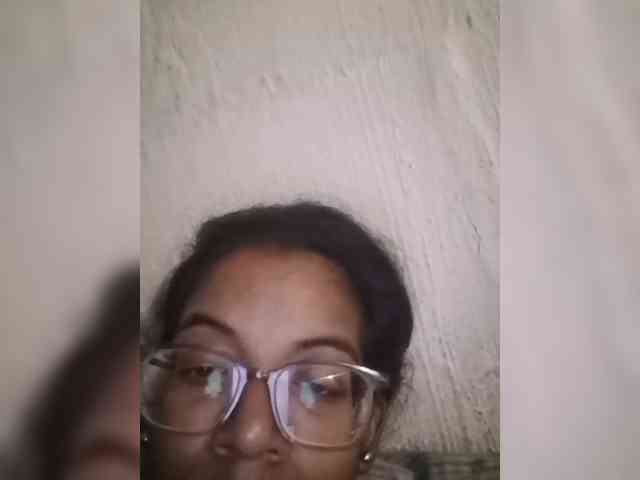 IndianBeaut webcam