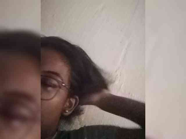 IndianBeaut webcam