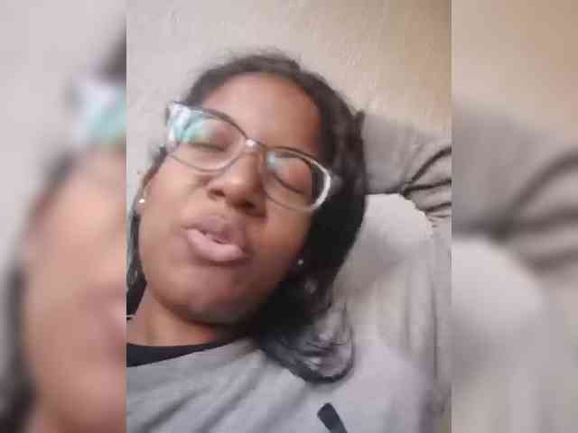 IndianBeaut webcam
