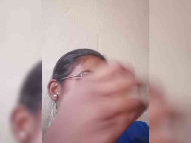 IndianBeaut webcam