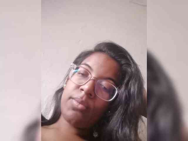 IndianBeaut webcam