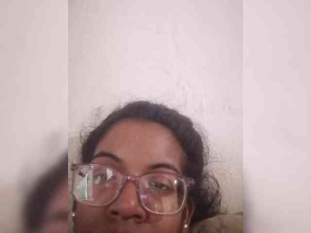 IndianBeaut webcam