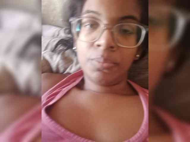 IndianBeaut webcam