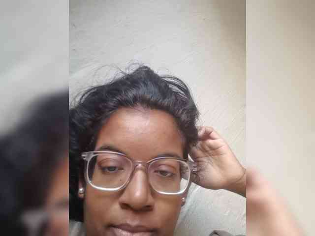 IndianBeaut webcam