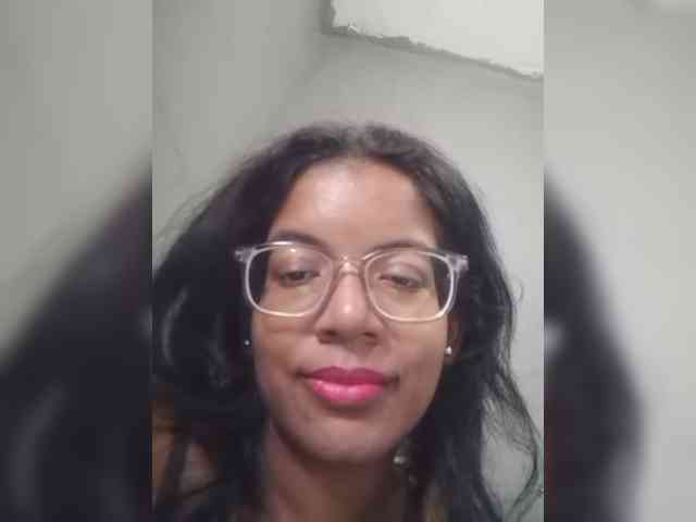 IndianBeaut webcam