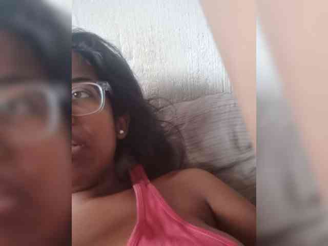 IndianBeaut webcam