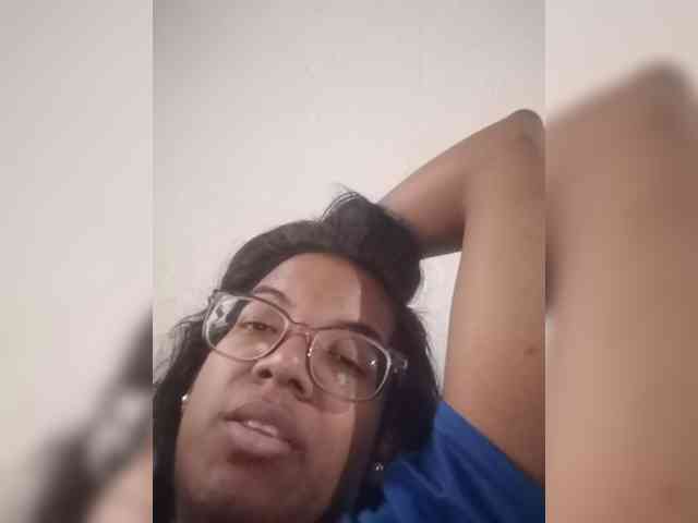 IndianBeaut webcam