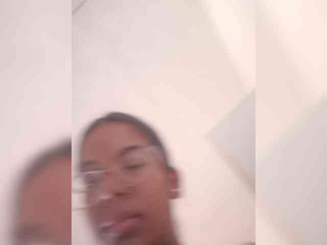 IndianBeaut webcam