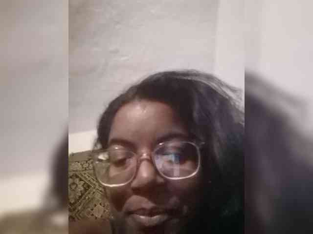 IndianBeaut webcam