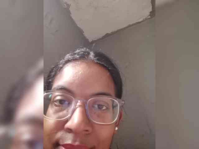 IndianBeaut webcam